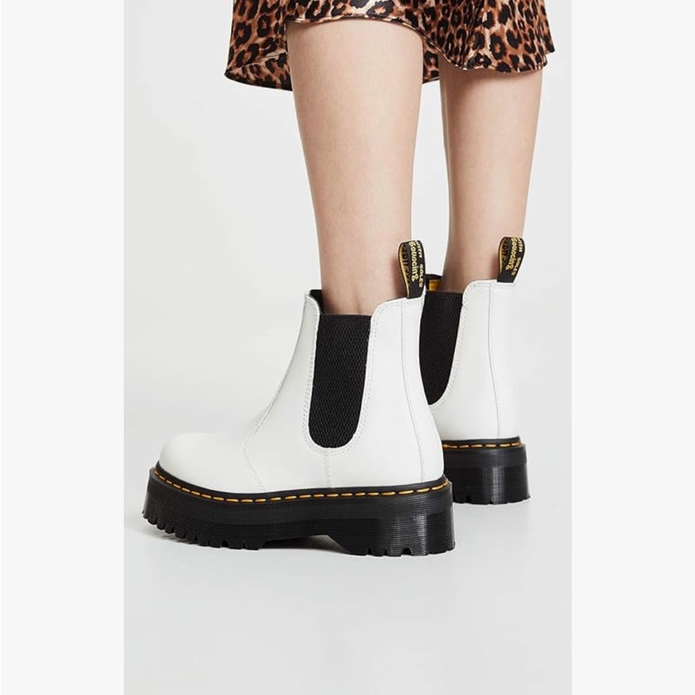 Doc Martens Chelsea boot